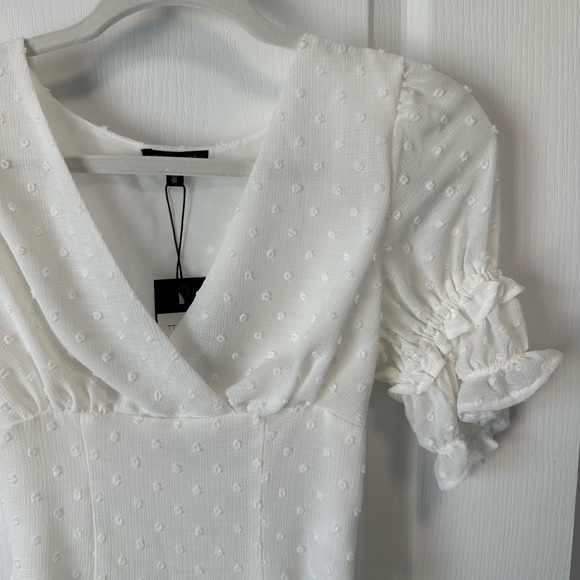 Brand New!! Cute chic white top! - Picture 3 of 6